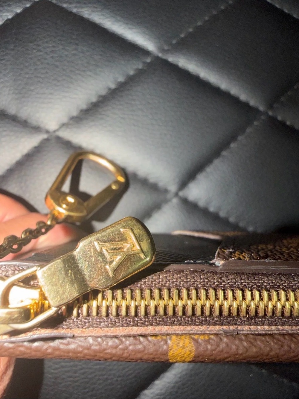 Louis Vuitton Brown Monogram Recto Verso - Picture 5 of 11
